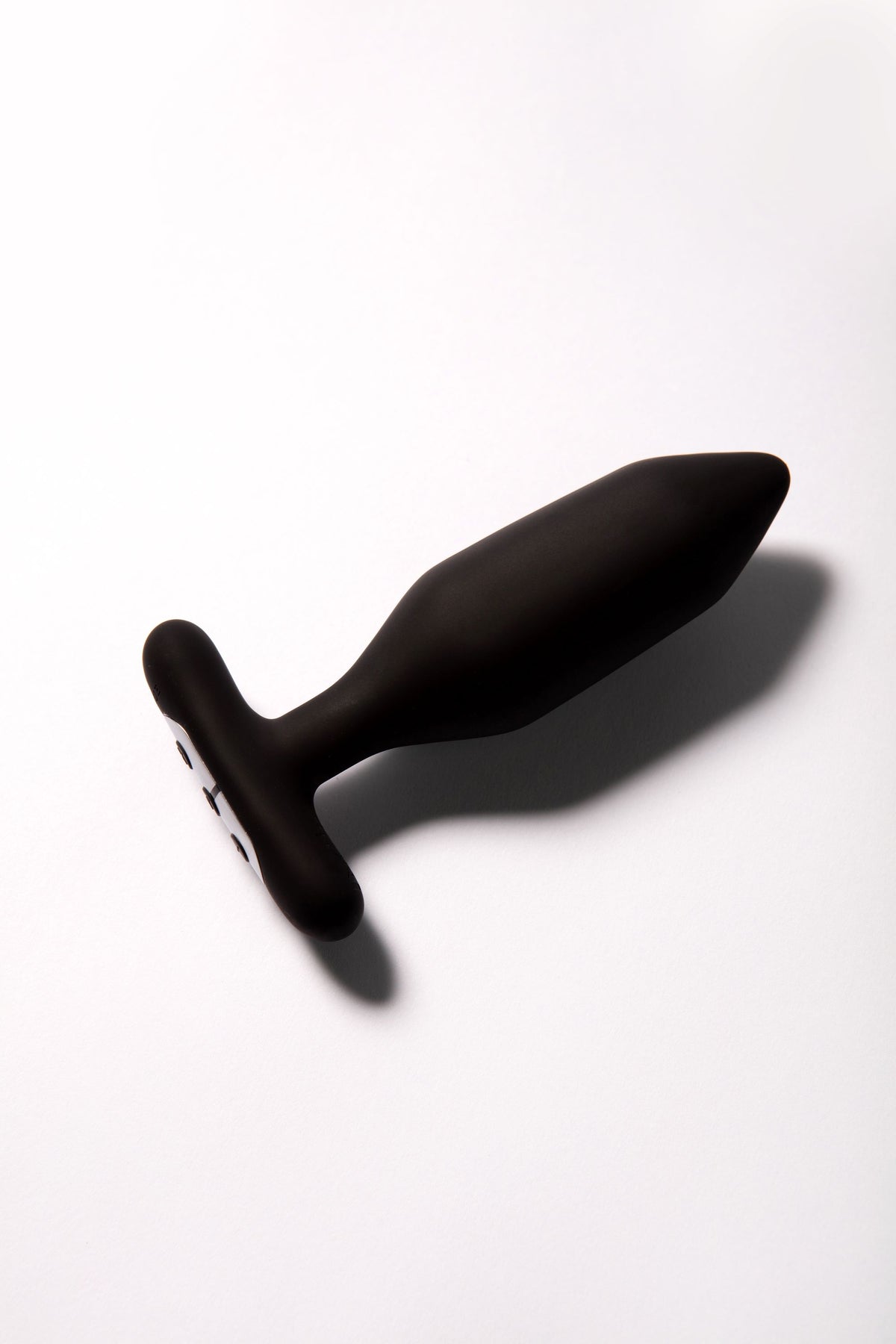 Onyx Vibrating Butt Plug Black